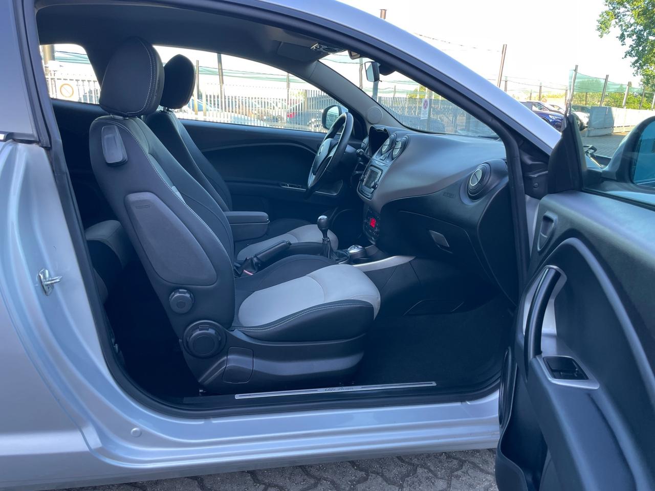 Alfa Romeo MiTo 1.3 JTDm 85 CV S&S Distinctive