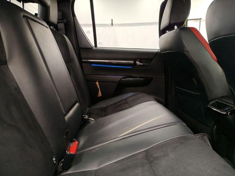 Toyota Hilux Hilux 2.8 D-4D A/T 4WD 4 porte Double Cab GR SPORT