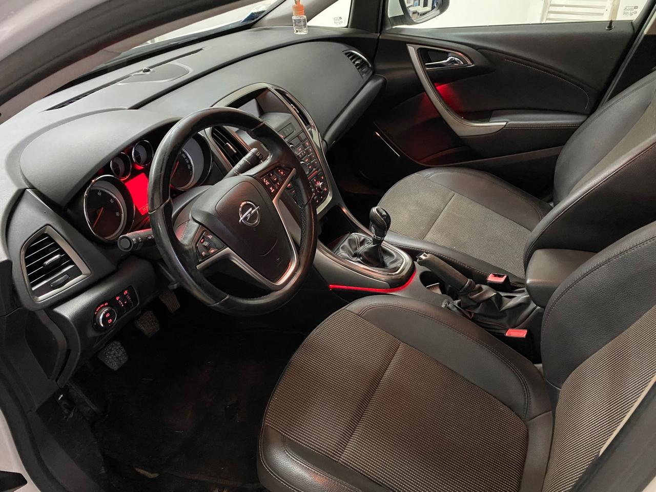 Opel Astra 1.7 CDTI 130CV EcoFLEX S&S Sports Tourer Cosmo