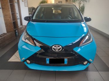 Toyota Aygo 1.0 VVT-i 69 CV 5 porte x-cite neopatentati