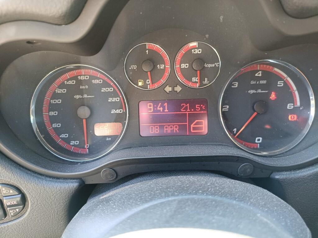 Alfa Romeo 147 1.9 jtd C.N.C 120cv 5p