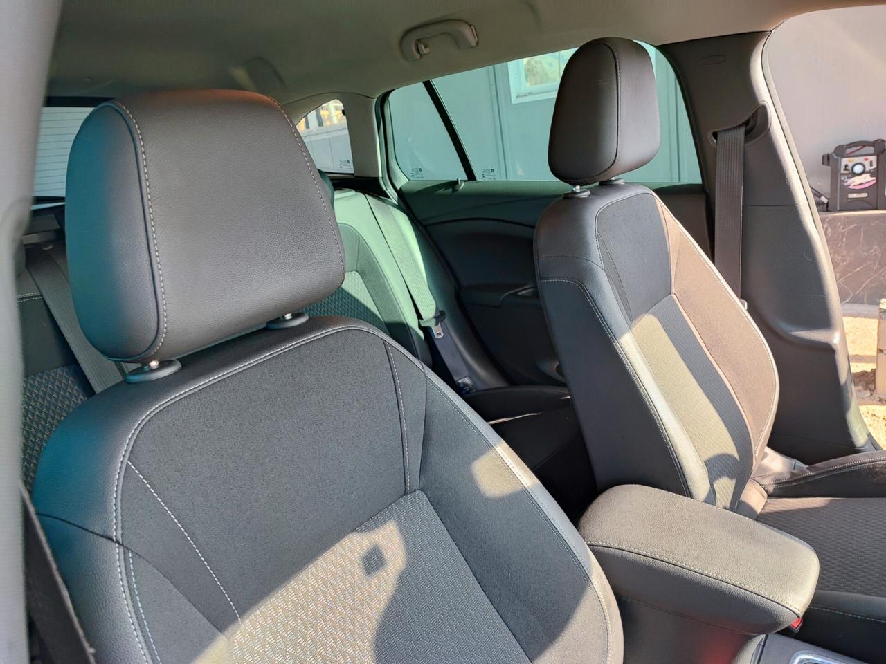 Opel Astra 1.4 Ecotec Sports Tourer automatica