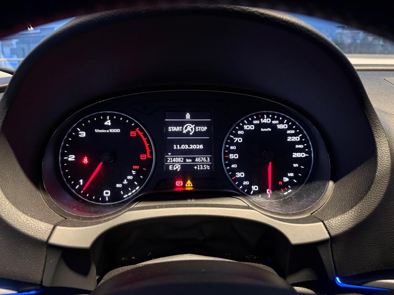 Audi A3 1.6 TDI ultra Attraction LED INTERNI E 18