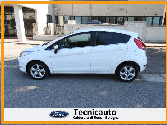 FORD Fiesta 1.4 5 porte Bz.- GPL Titanium *OK NEOPATENTATO*