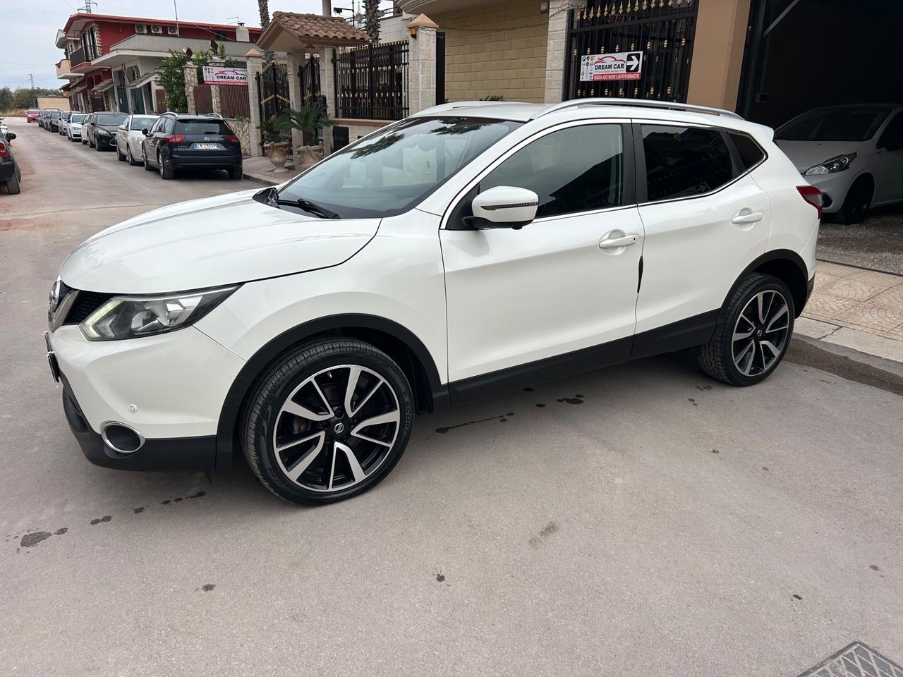 Nissan Qashqai 1.6 dCi 4WD 360