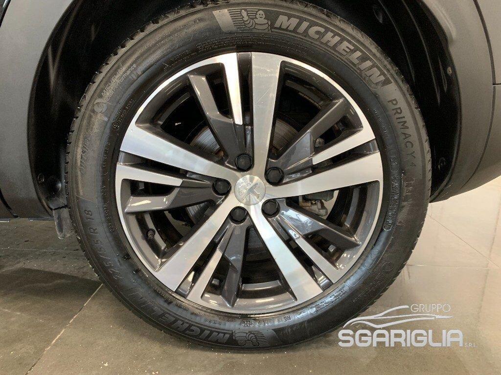 Peugeot 3008 EAT8 Allure Pack Automatico 1.5 BlueHDi