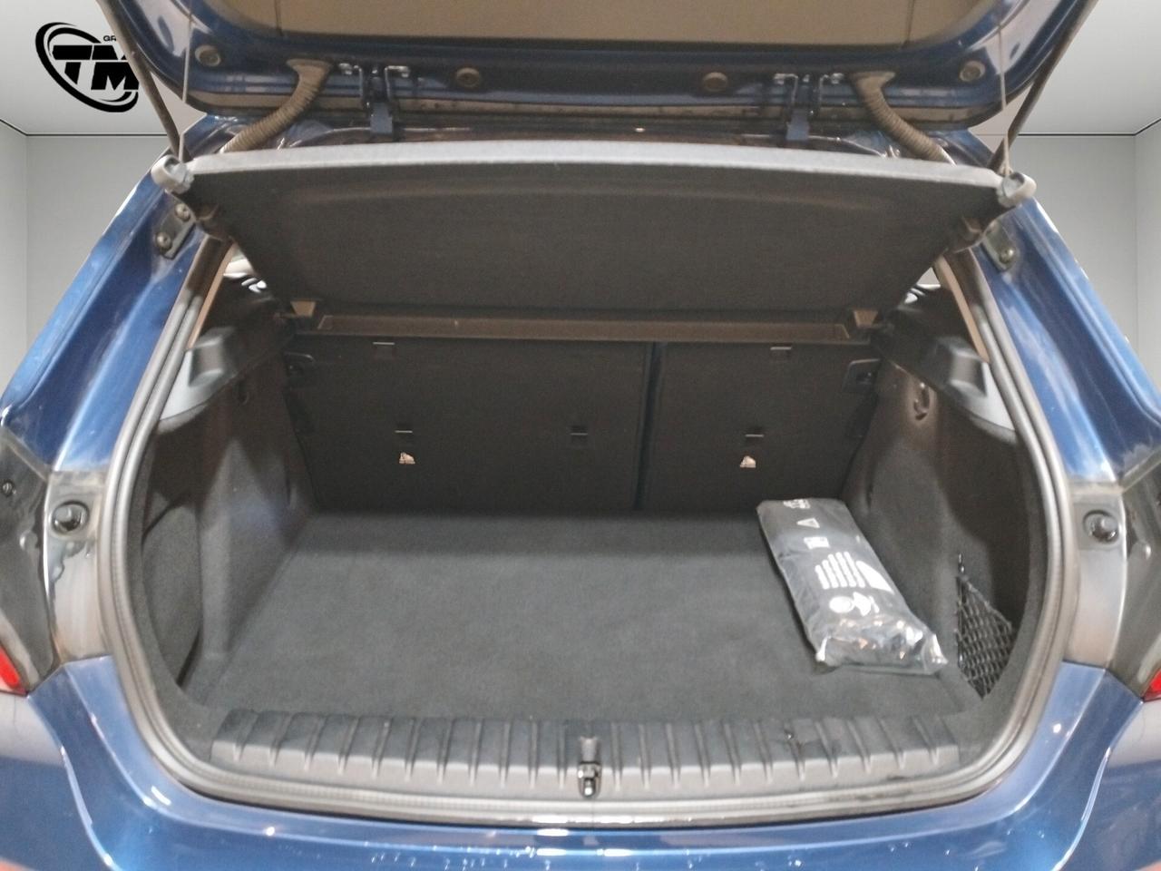 BMW 118 Serie 1 F40 Advantage