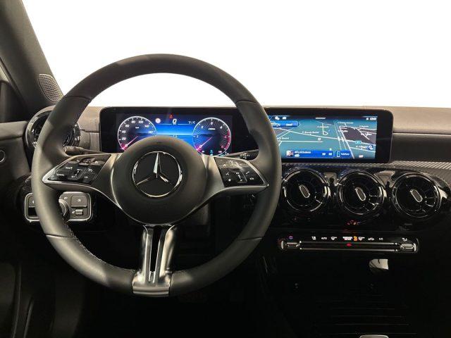 MERCEDES-BENZ A 180 d Automatic Advanced