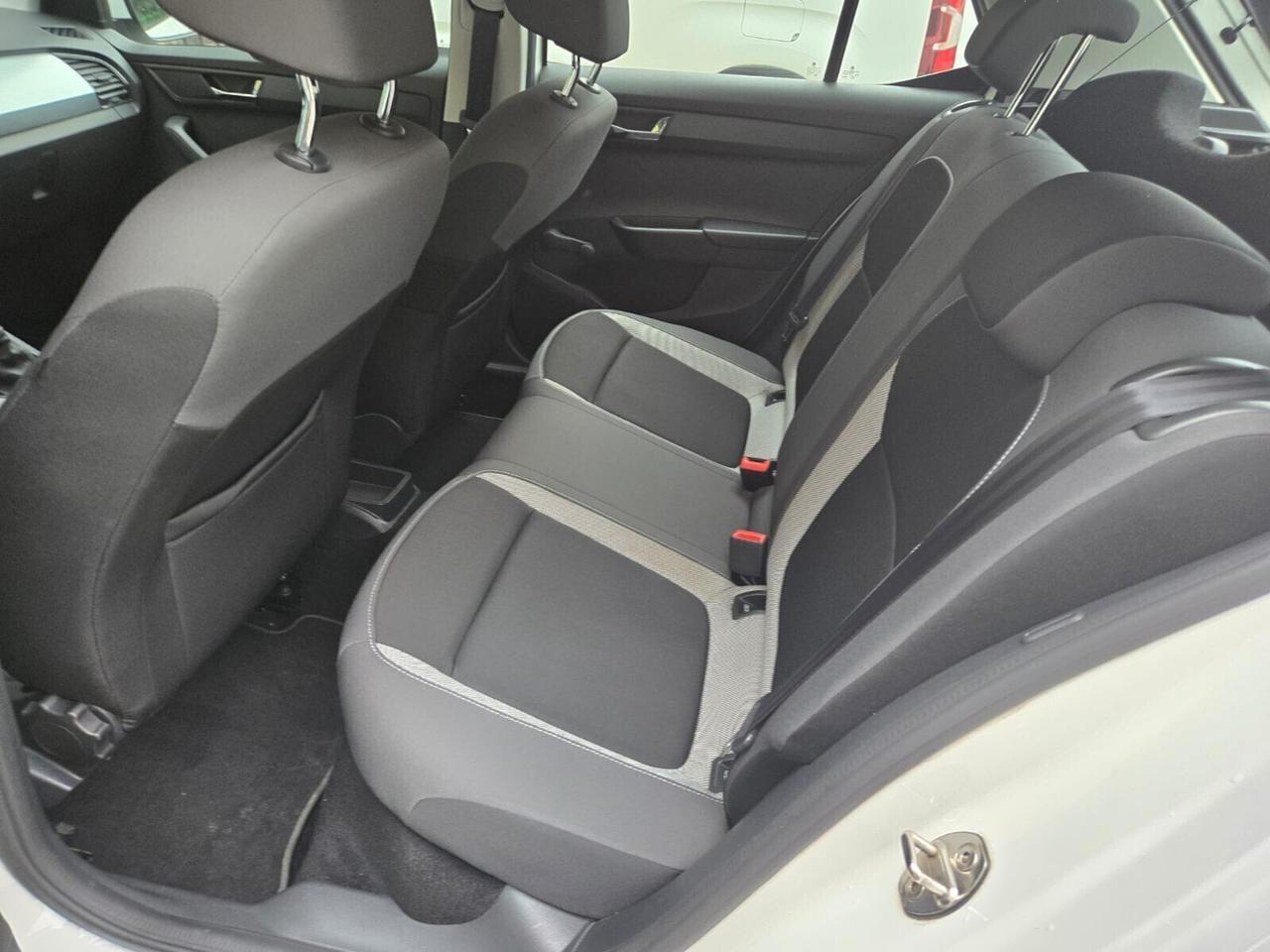 Skoda Fabia 1.4 TDI 75 CV N1 Autocarro Ambition Ne