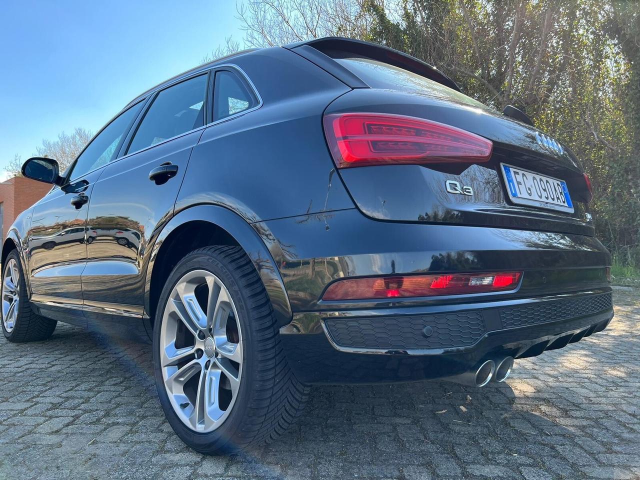 Audi Q3 2.0 TDI 150 CV quattro S tronic Design