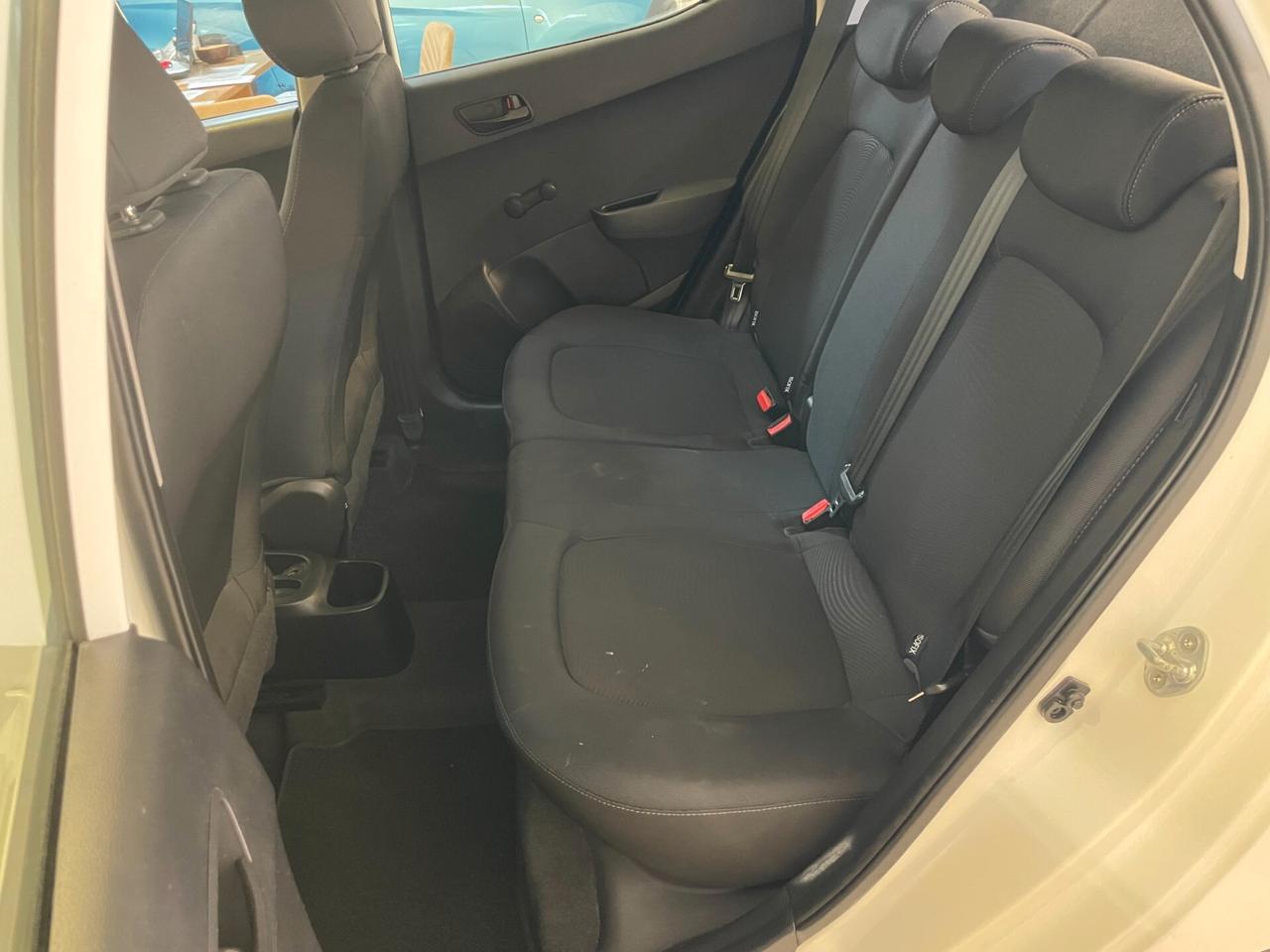 Hyundai i10 1.0 GPL Econext Login FULL TAGLIANDATA NEOPATENTATI