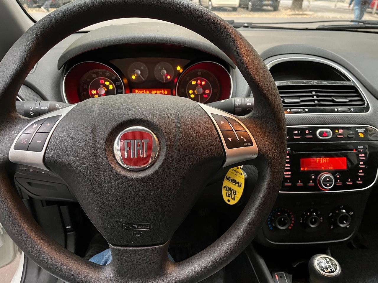 Fiat Punto 1.3 Mut VAN VERSIONE AUTOCARRO 4 POSTI