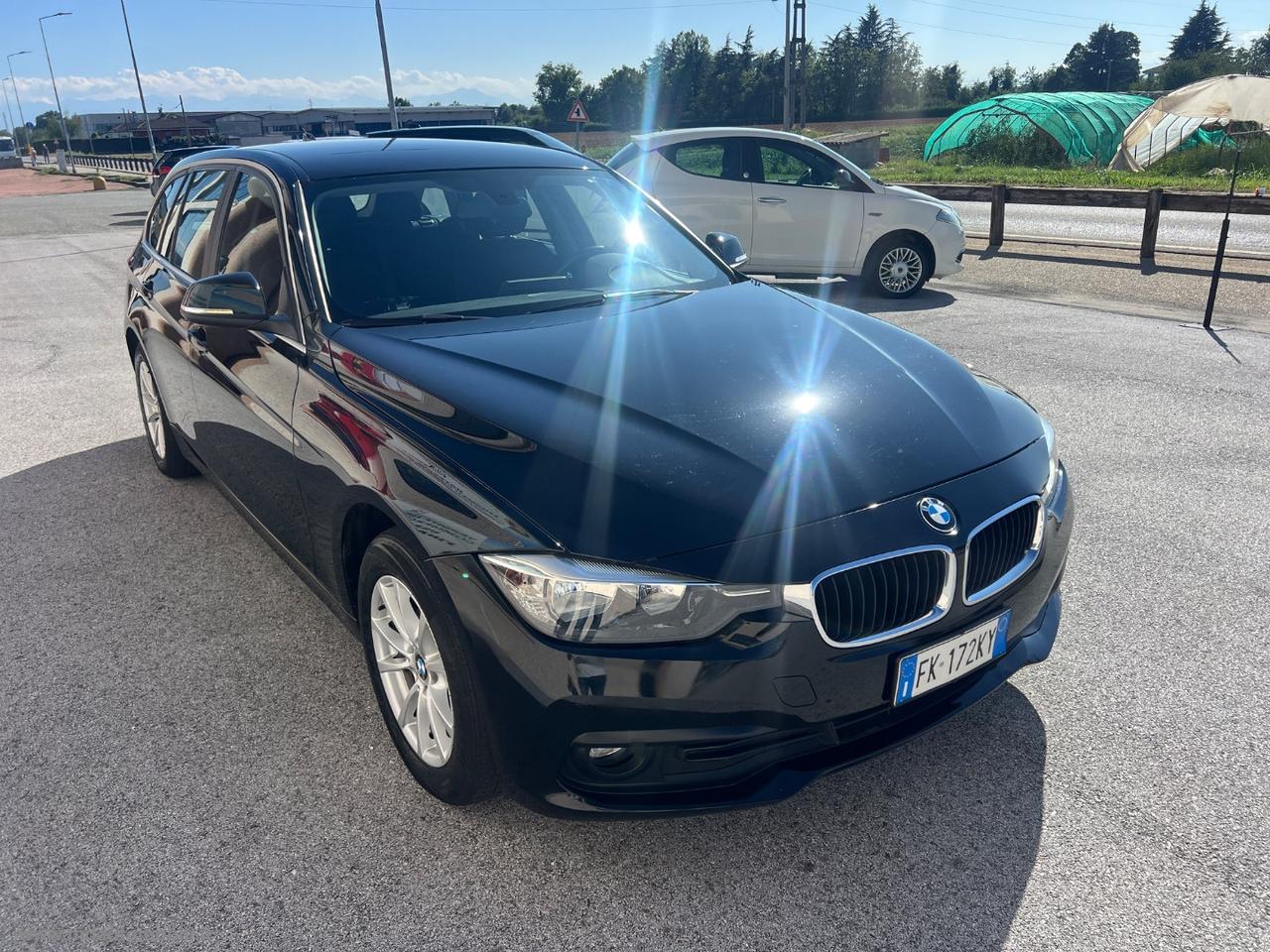 BMW 316d Touring Business Advantage aut. NAVIGATORE