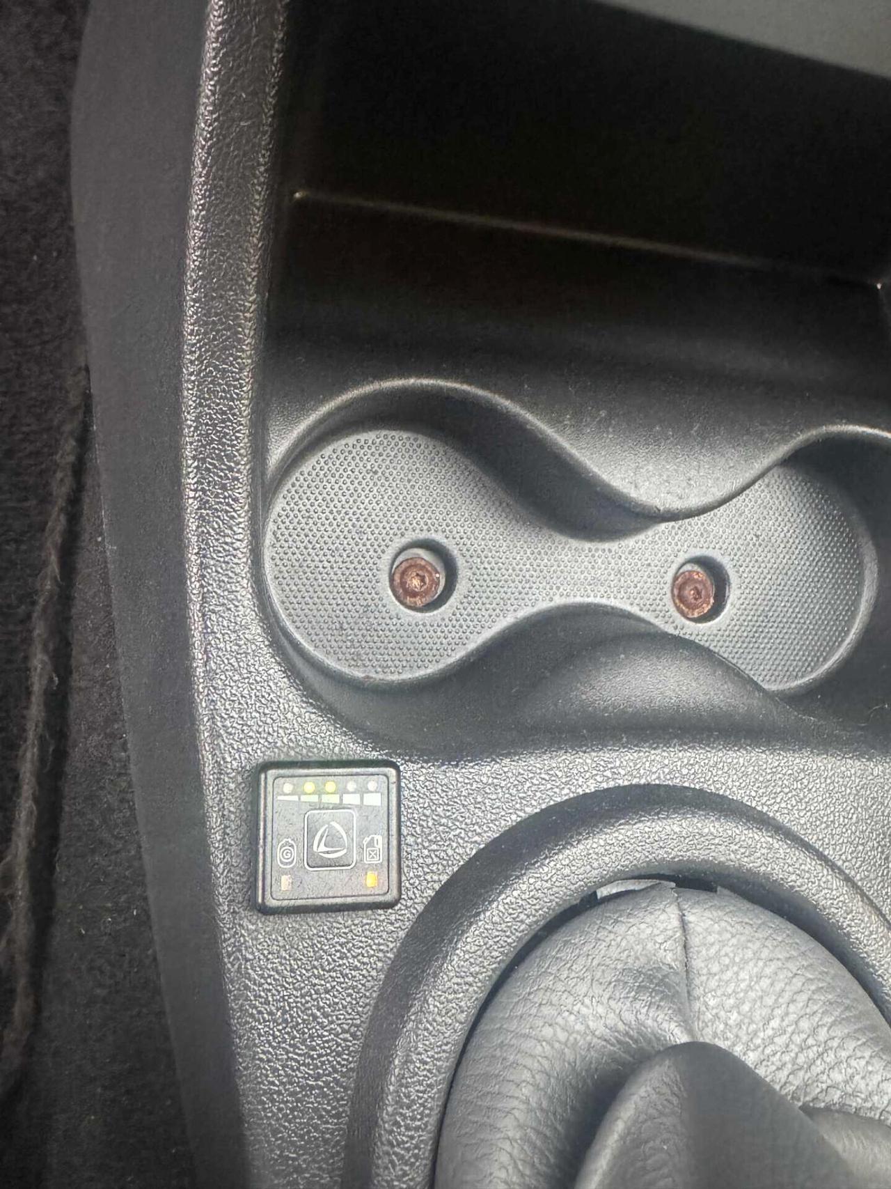 Dacia Sandero Anno 2010 1.4 GPL/BENZ