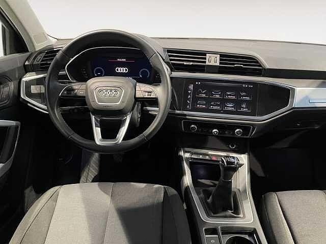 Audi Q3 1.5TFSI 150CV Business Advanced