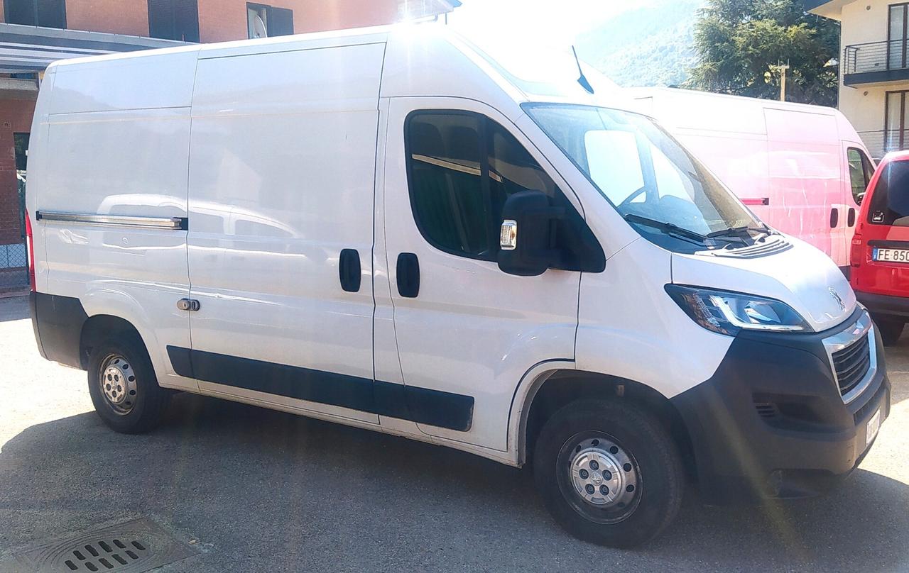 PEUGEOT BOXER HDI 140 CV PASSO MEDIO TETTO ALTO