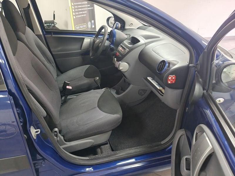 Toyota Aygo Aygo 5p 1.0 Lounge connect m-mt