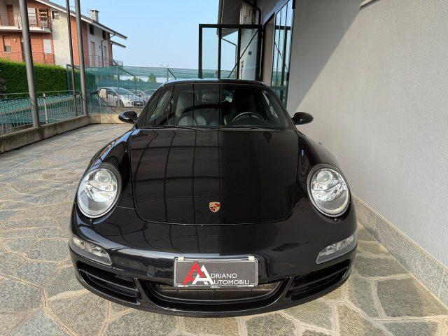 PORSCHE 911 911 Carrera 4 Coupé