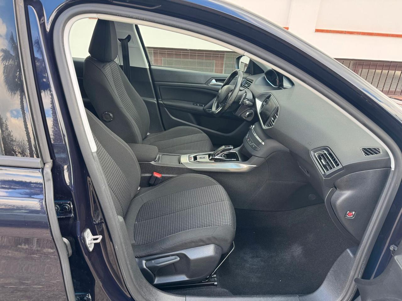 Peugeot 308 BlueHDi 130 S&S EAT8 SW Business