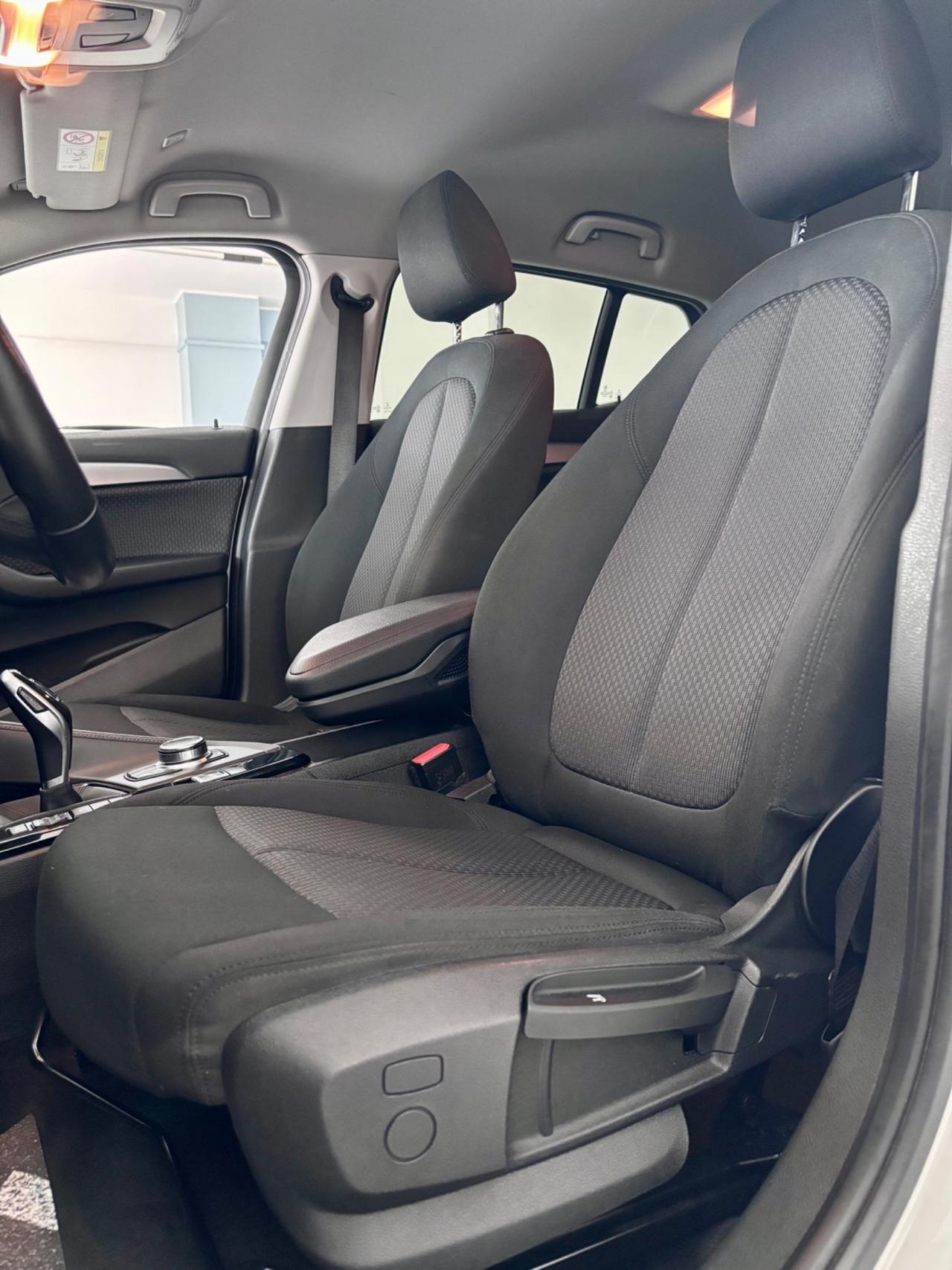 Bmw X2 sDrive16d Business-X sport