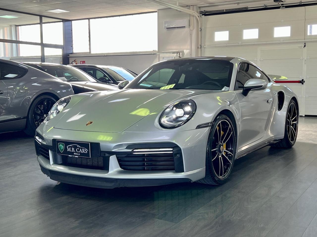 Porsche 911 992 Coupe 3.7 Turbo S auto