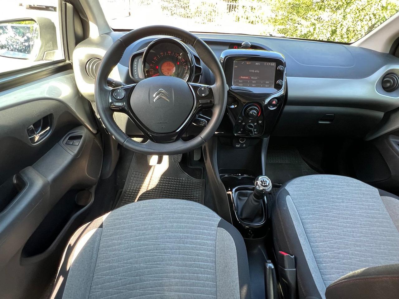 Citroen C1 Shine 1.0 Vti 68 #6130