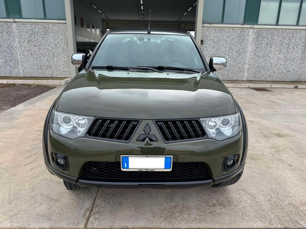 Mitsubishi L200 2.5 DI-D/136CV SC Inform DPF