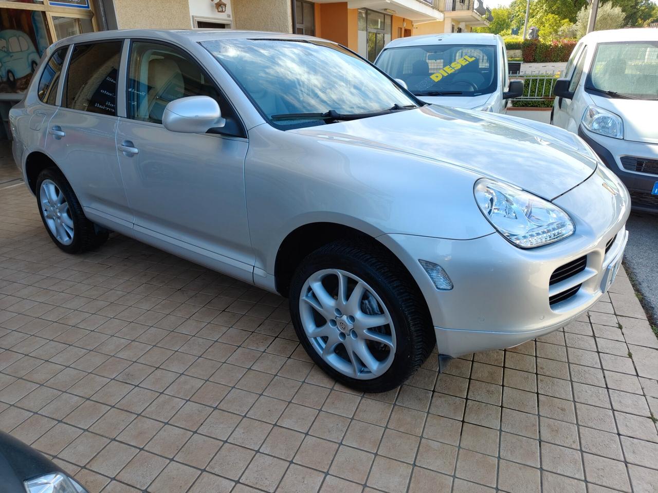 Porsche Cayenne 3.2 V6 cat