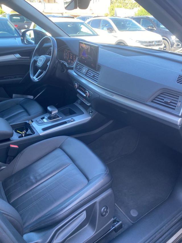 AUDI Q5 40 TDI quattro Business Advanved FARI MATRIX
