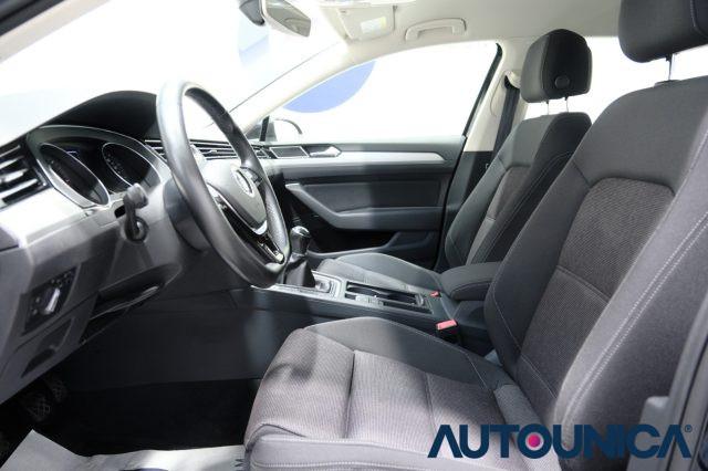 VOLKSWAGEN Passat Variant 2.0 TDI BUSINESS BLUEMOTION TECHNOLOGY