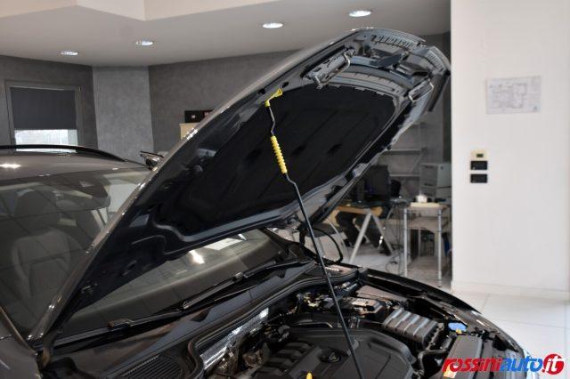 VOLKSWAGEN Golf Variant 1.5 ETSI 131 CV DSG STYLE + NAVI