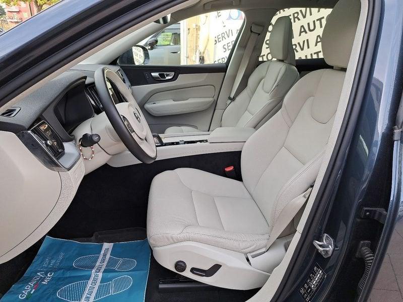 Volvo XC60 B4 AWD Geartronic Momentum