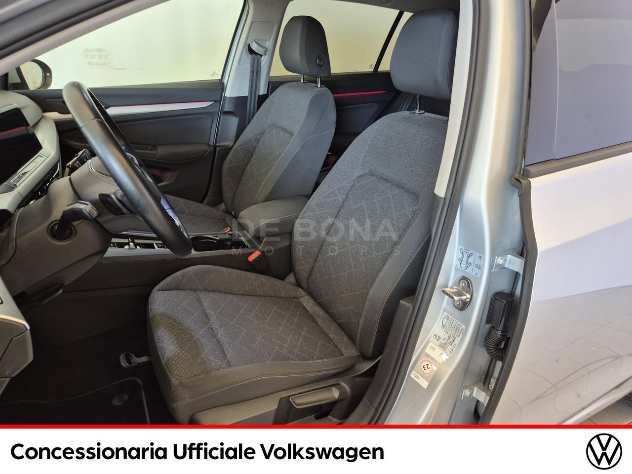 Volkswagen Golf 2.0 tdi life 150cv dsg