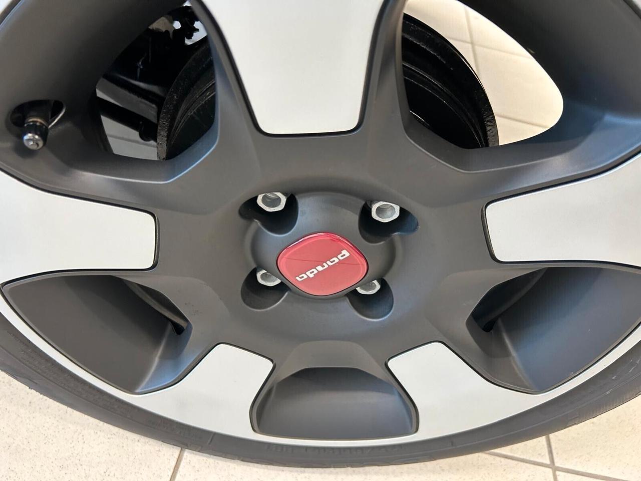 Fiat Panda CROSS 1.0 FireFly Hybrid 6mt SPOTICAR