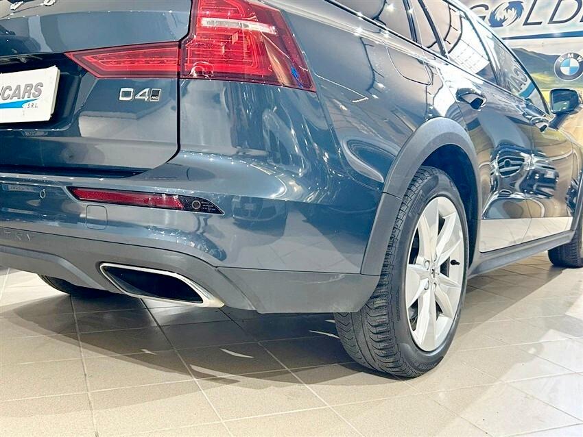 Volvo V60 Cross Country D4 AWD Geartronic
