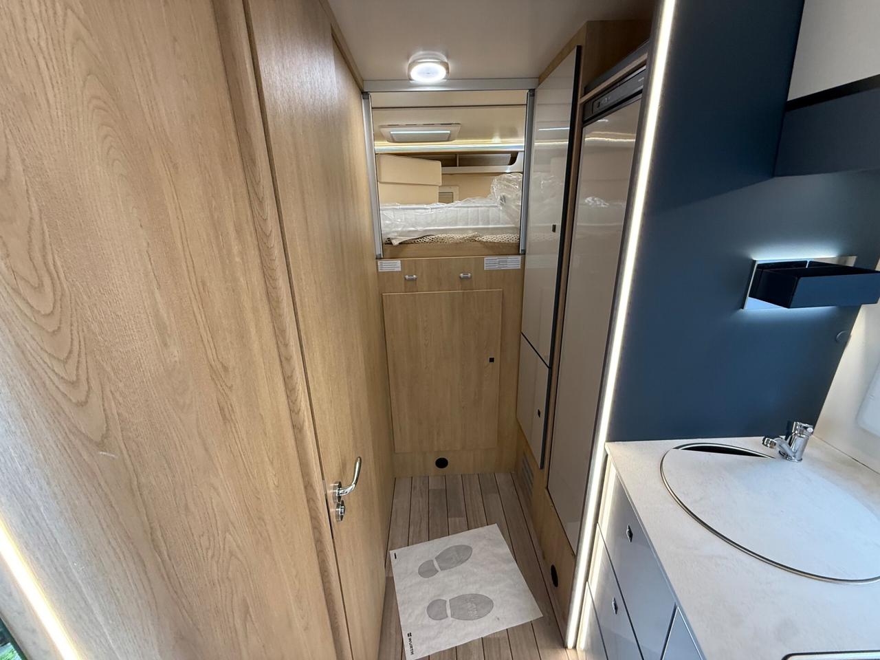 CI INTERNATIONAL HORON 90 M 7.40 GARAGE