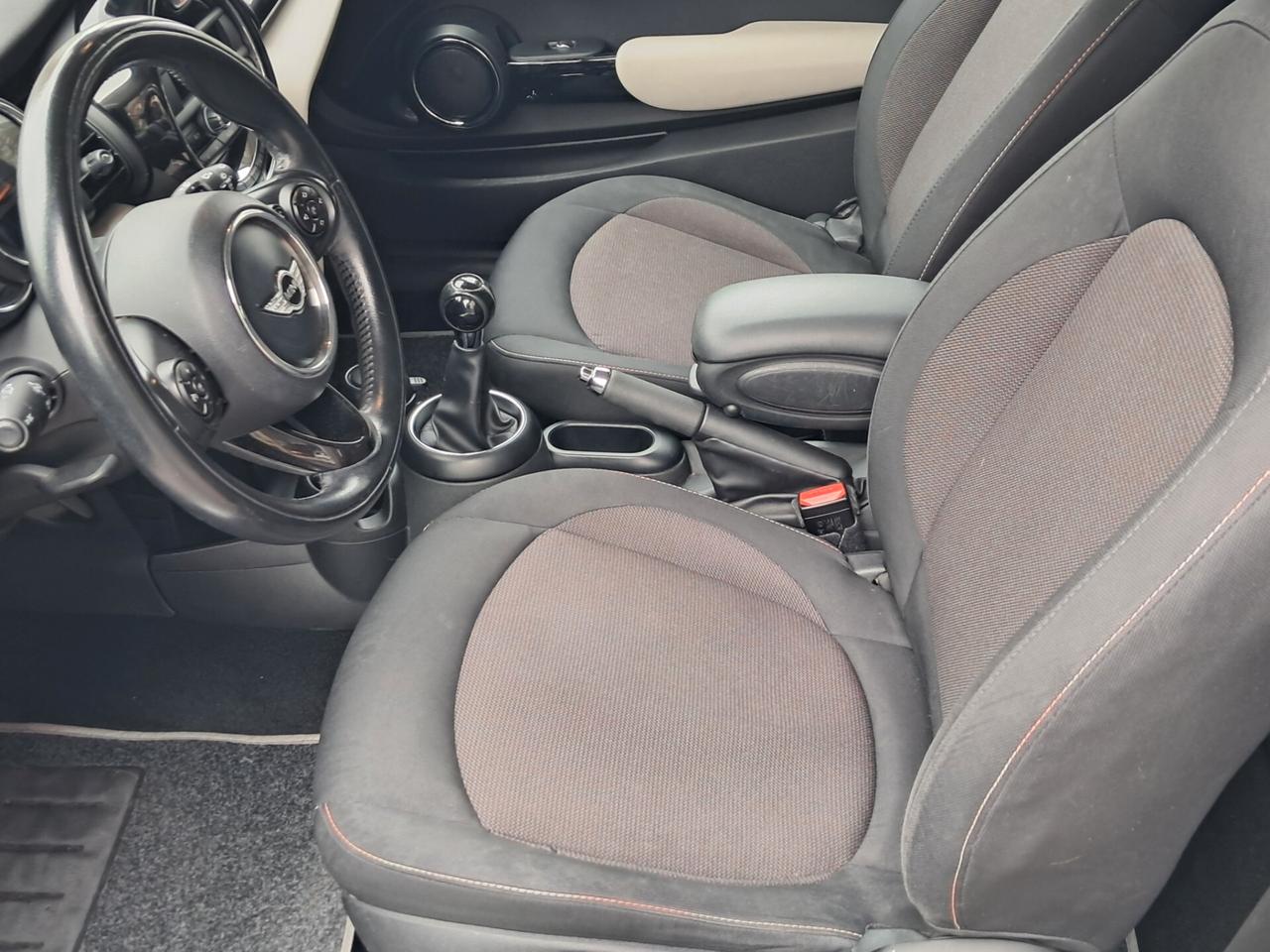 MINI 1.5 COOPER D NEOPATENTATI