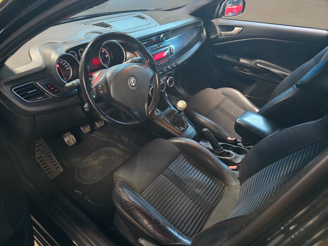 Alfa Romeo Giulietta 2.0 JTDm-2 140 CV Exclusive