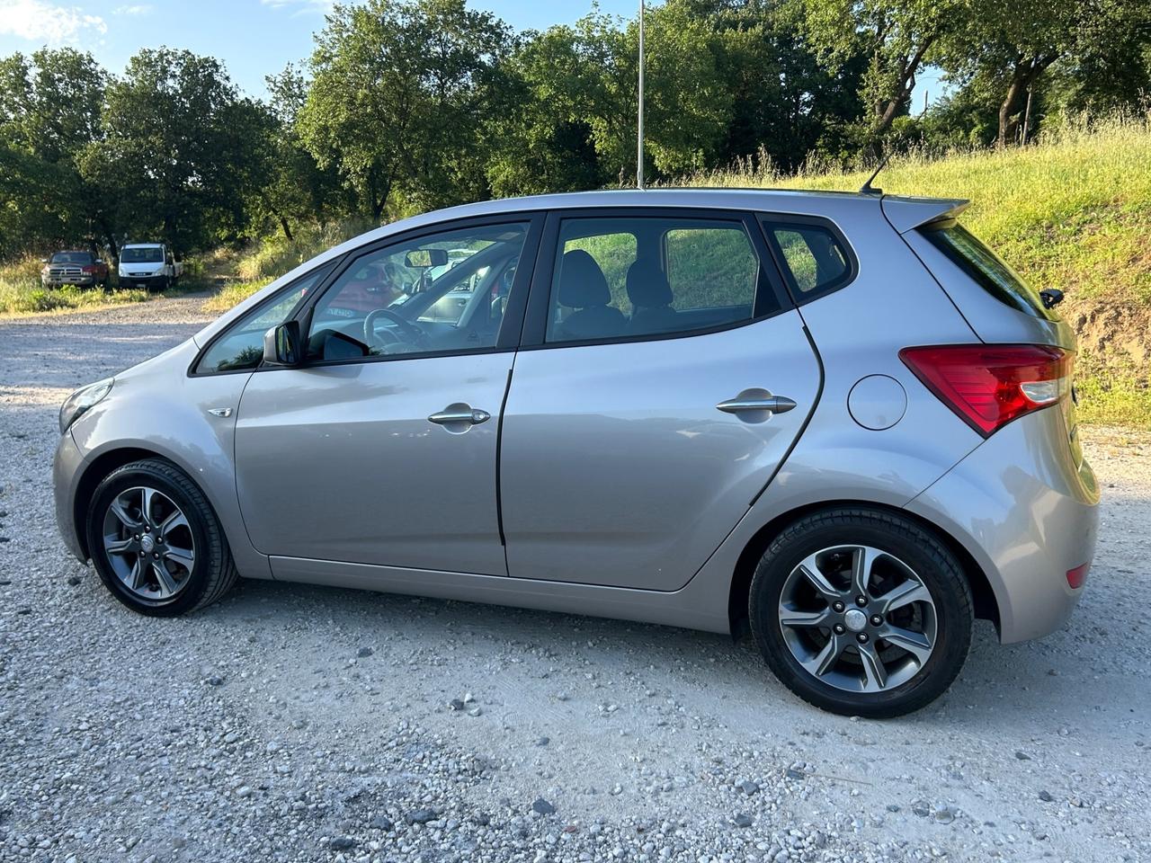 Hyundai iX20 1.4 90 CV GPL Comfort neopatentati permute