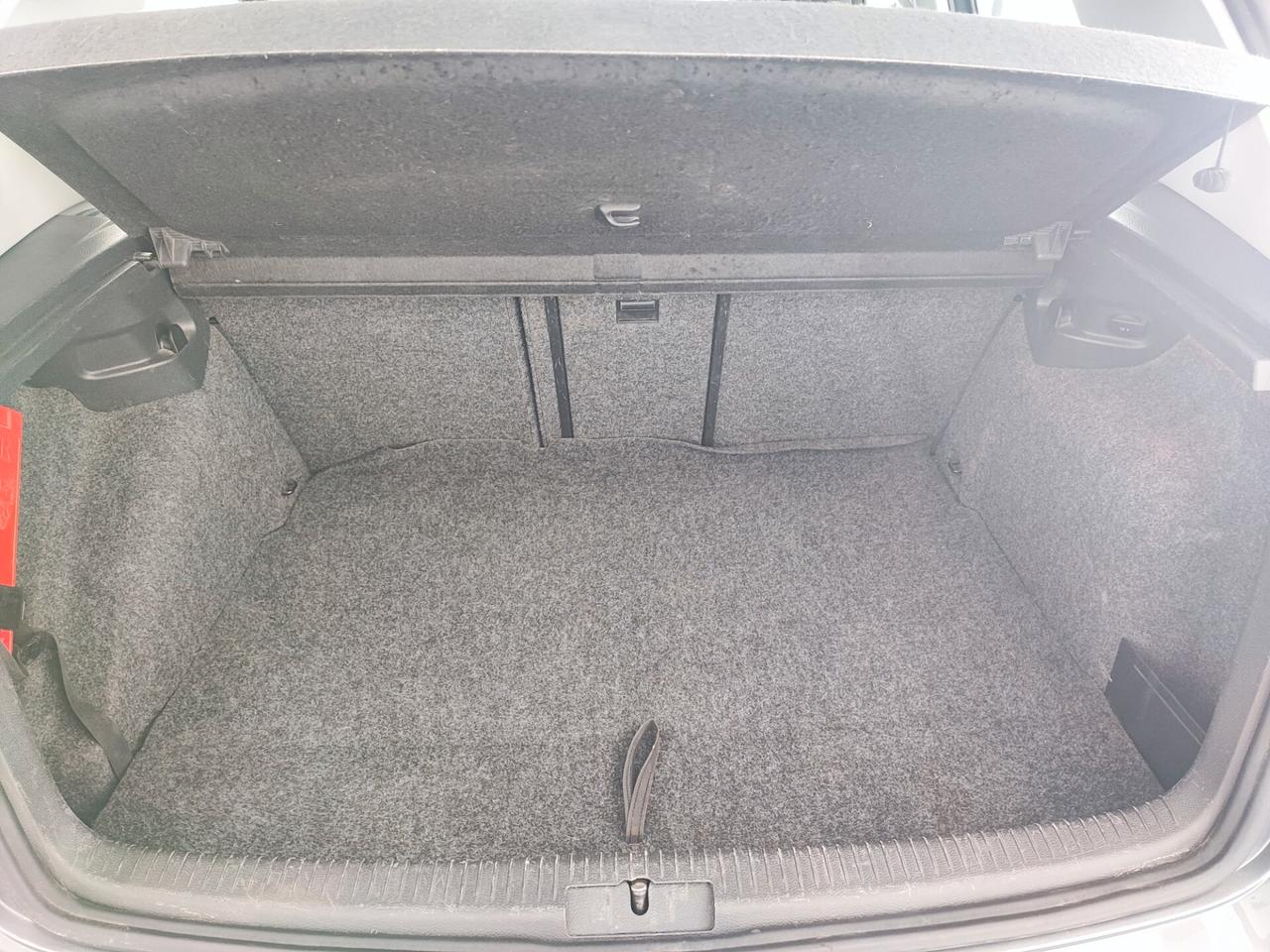 Volkswagen Golf 2.0 TDI DPF 4m. 5p. Highline