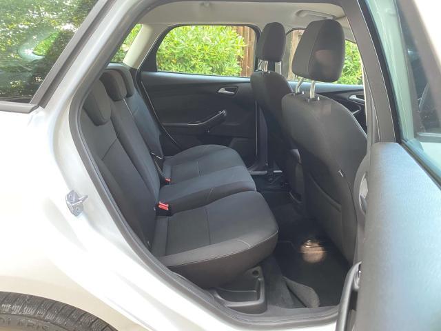 Ford Focus SW 1.5 tdci 120cv * Solo 80.000km * CARPLAY + APP