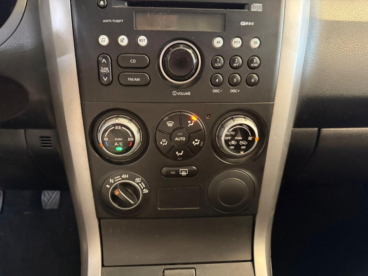 Suzuki Grand Vitara 4X4, MOTORE SOSTITUITO CON UNO DI 40.000KM