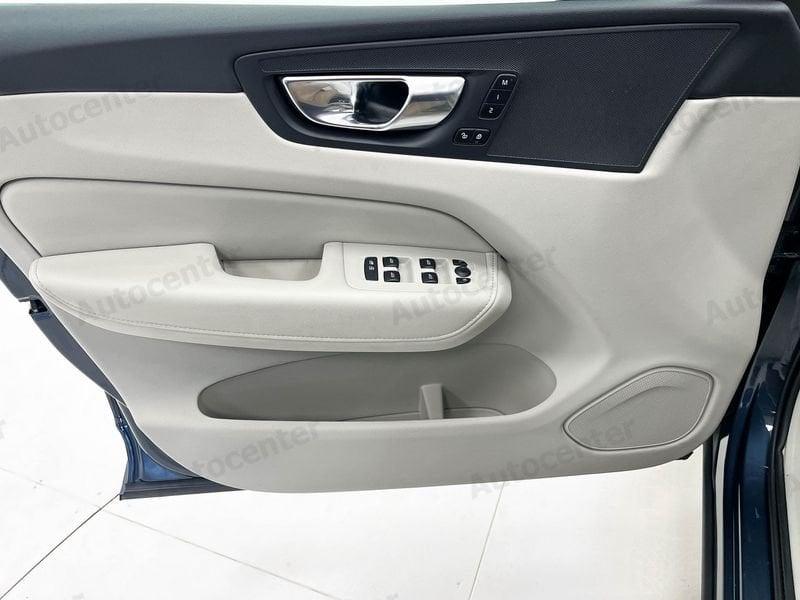 Volvo XC60 XC60 B4 (d) 197CV AUT AWD PLUS DARK