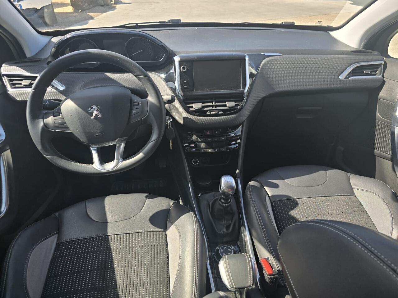 Peugeot 2008 1.6 e-HDi 92 CV Stop&Start Allure