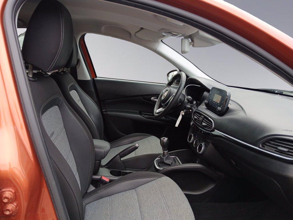 FIAT Tipo Cross 5 porte del 2021