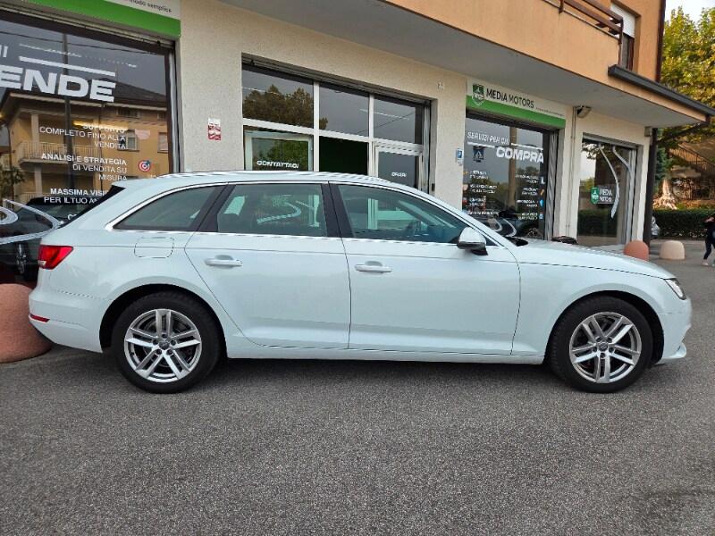 AUDI A4 5ª serie A4 Avant 2.0 TDI 150 CV S tro...