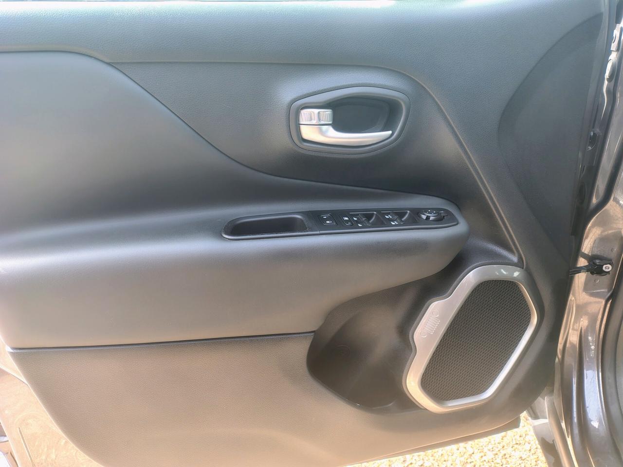 Jeep Renegade 1.6 Mjt DDCT 120 CV S