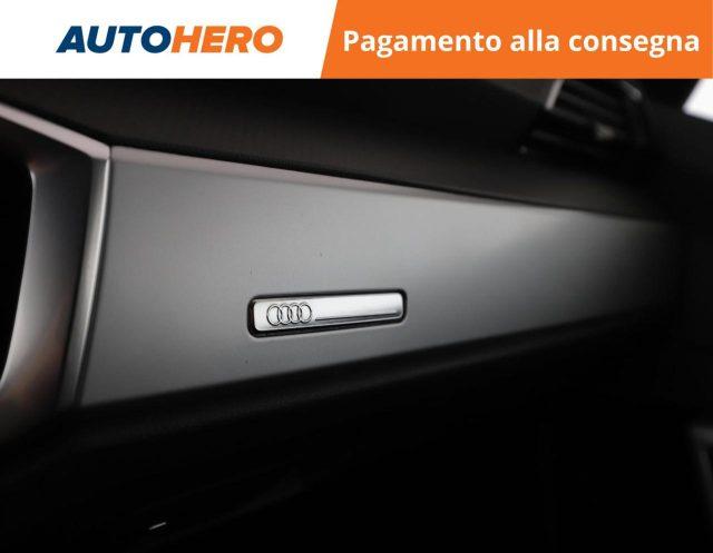 AUDI Q3 35 TFSI Business Advanced
