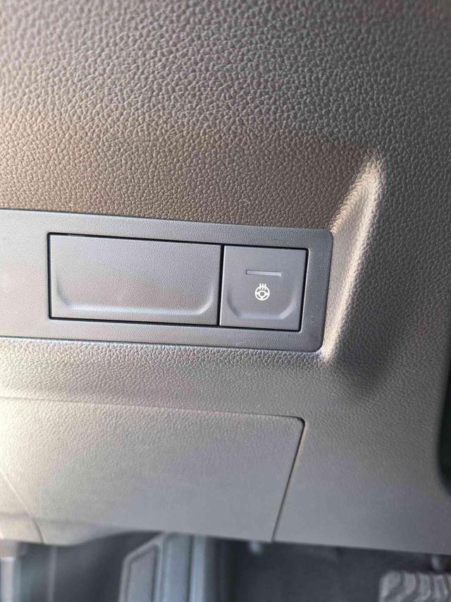 RENAULT Captur Plug-in Hybrid E-Tech 160 CV Initiale Paris