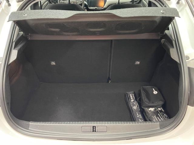OPEL Corsa 1.2 Edition